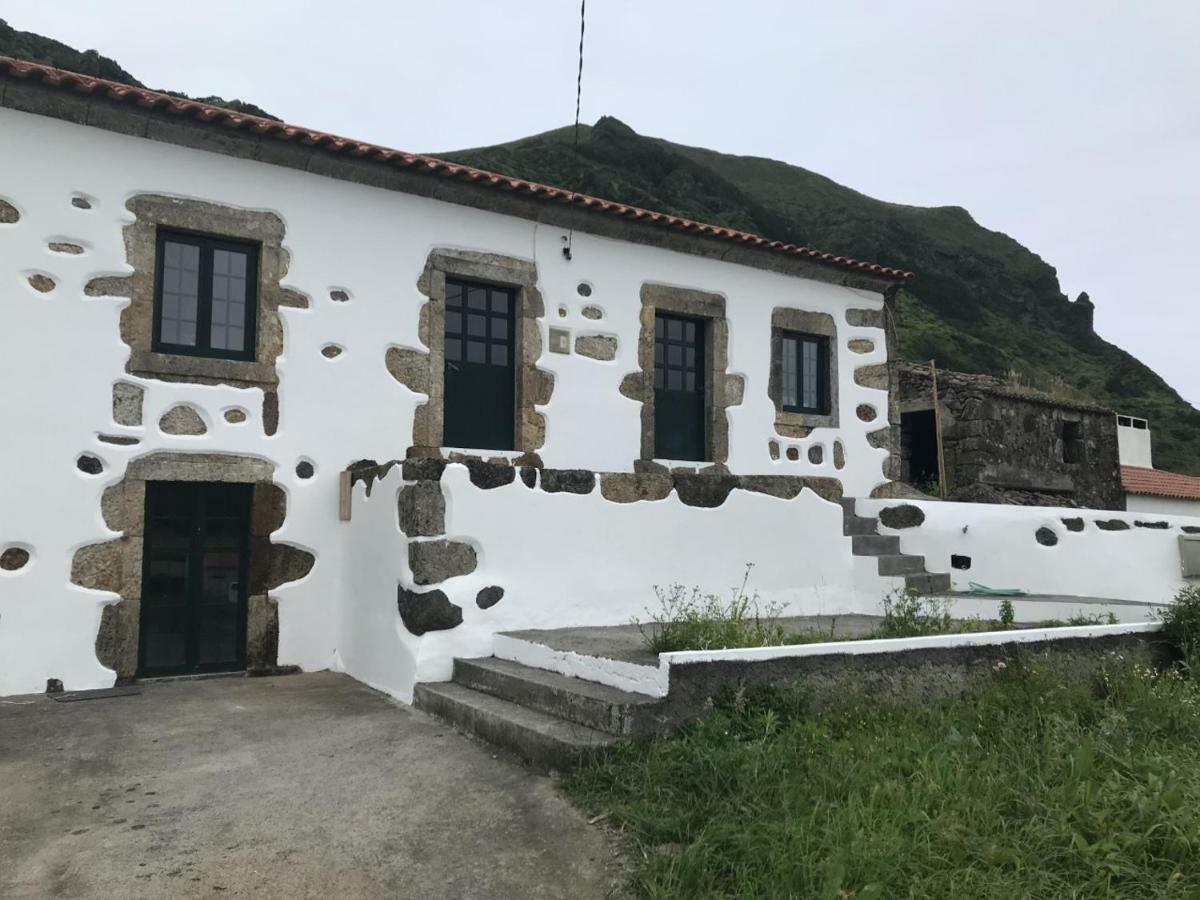 فيلا A Casa Do Ti Mendonca Lajes das Flores المظهر الخارجي الصورة